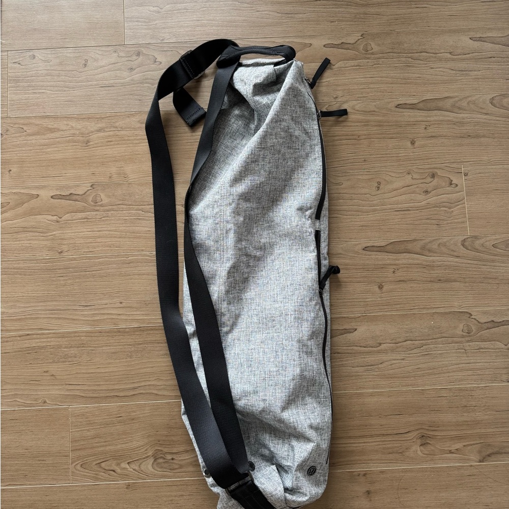 Lululemon Gray Yoga Bag with Black Strap
